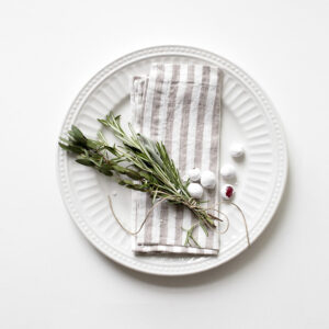 linen napkins set 2 per set_stylish dining table unique prints 100% linen elegant WhiteFlowersNapkins