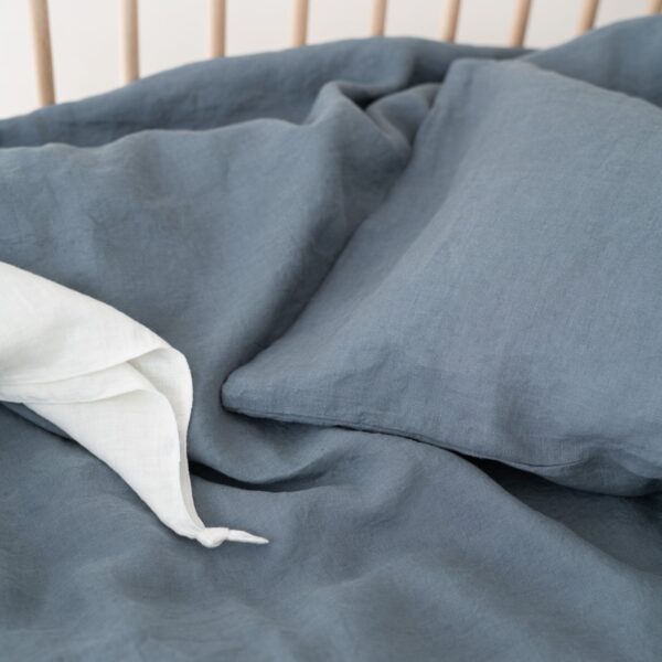 Kids-Blue-Fog-Linen-Duvet-Cover-Set_durable_breathable_ gentle to sensitive skin_thermoregulating_100% linen_handmade_OEKO-TEX® and EUROPEAN FLAX® certified linen fabric